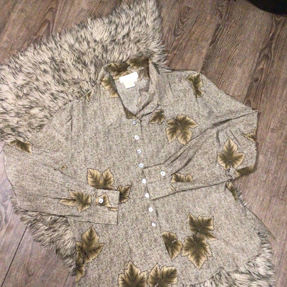 Victoria soie top size large 100% silk